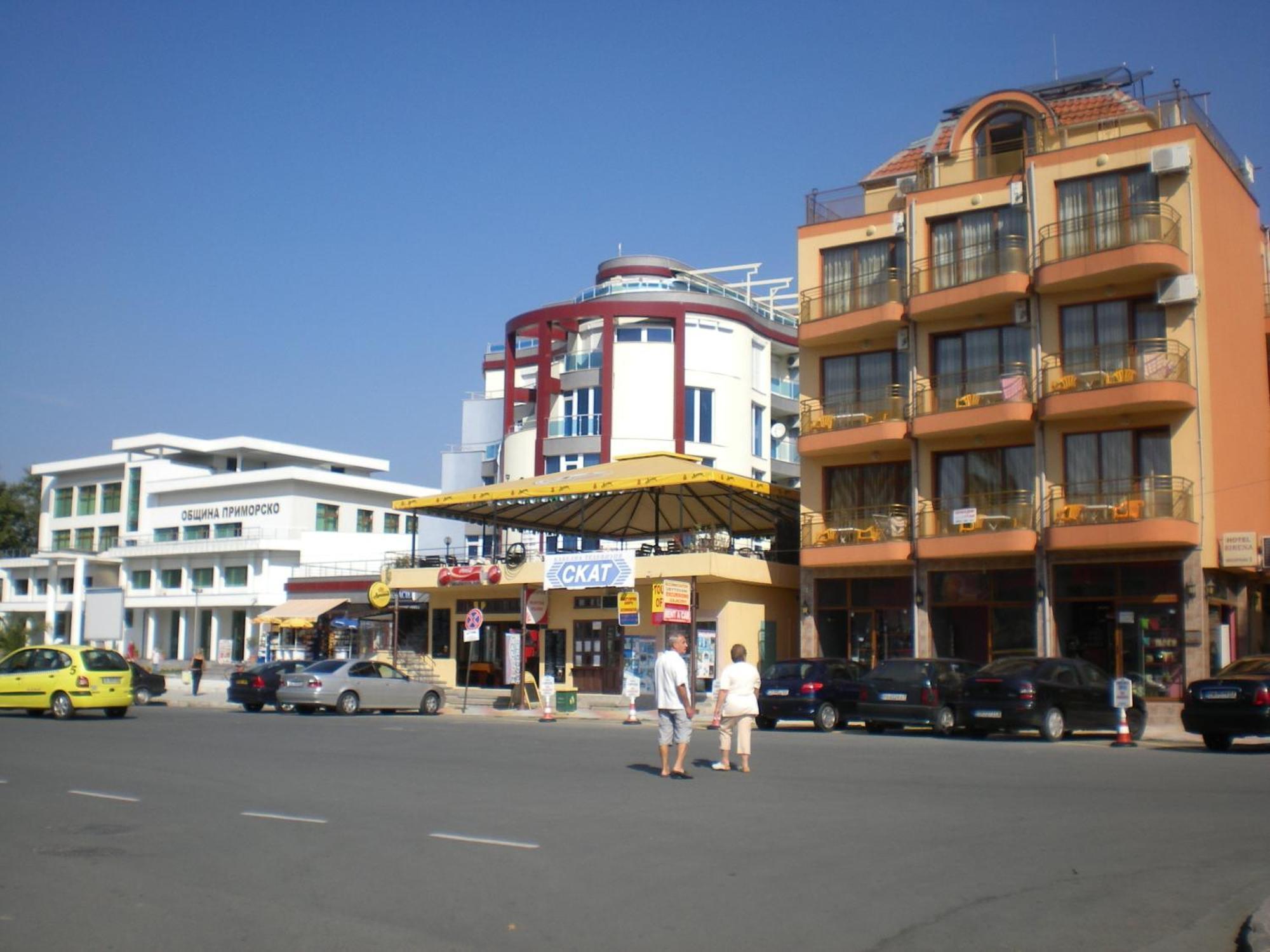 Hotel Sirena Primorsko Bagian luar foto