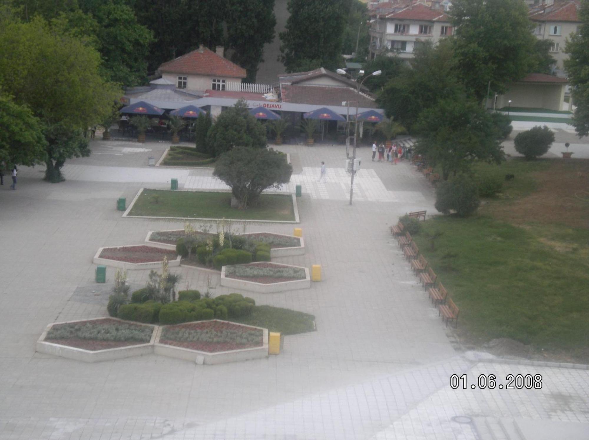 Hotel Sirena Primorsko Bagian luar foto