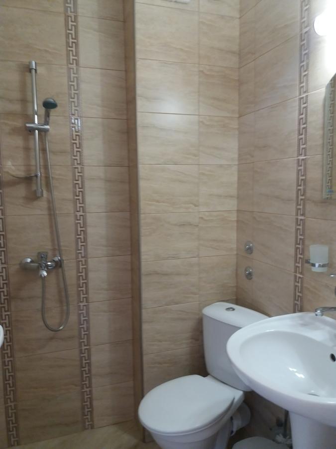 Hotel Sirena Primorsko Bagian luar foto